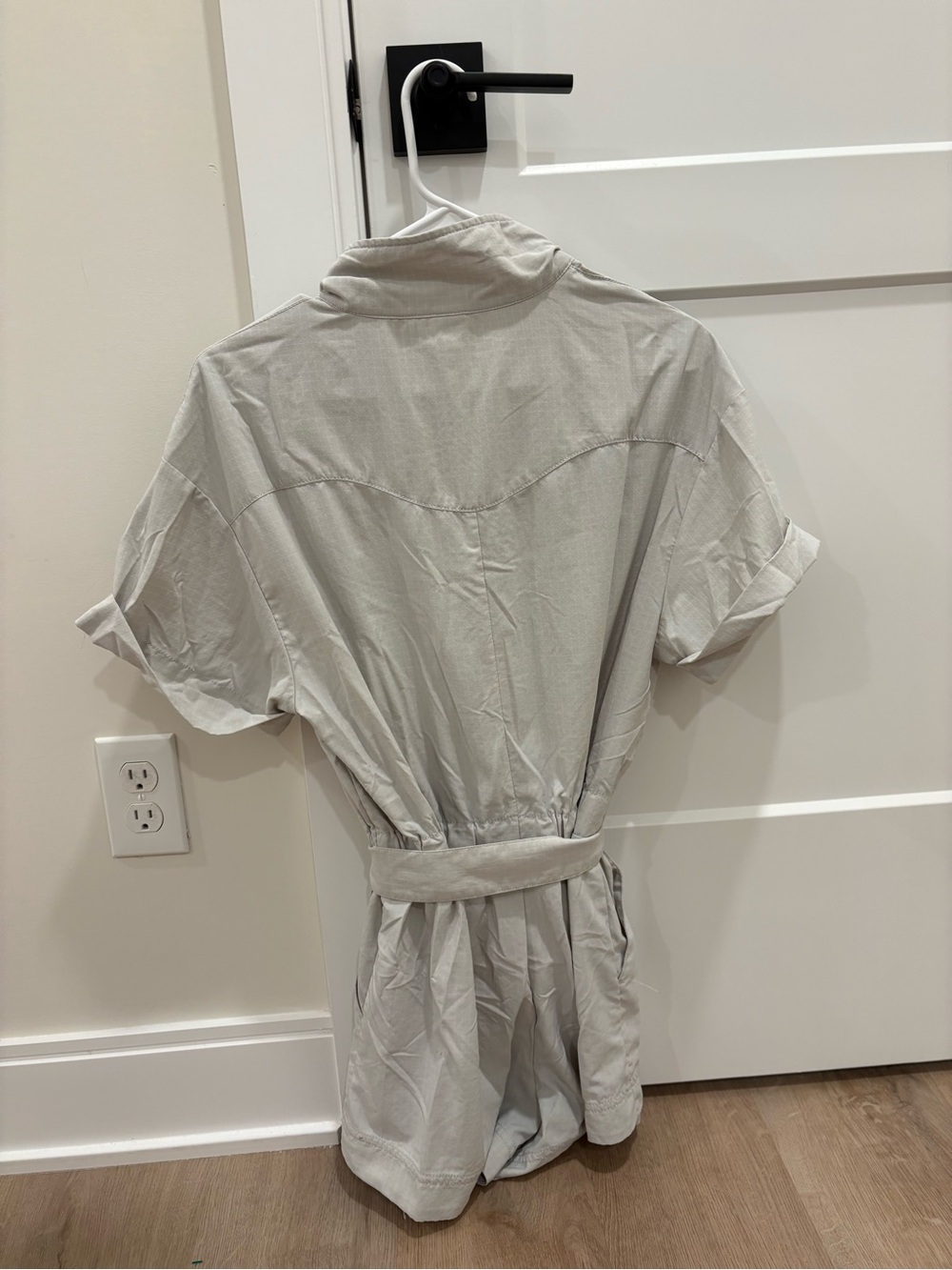 Fabletics Light Grey Romper Size Small - Picture 4 of 6